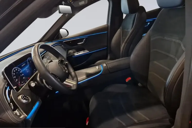 Mercedes-Benz E 300 (Clasa E) din 2024 cu 32.857 km - oferta MER203237 - foto 9