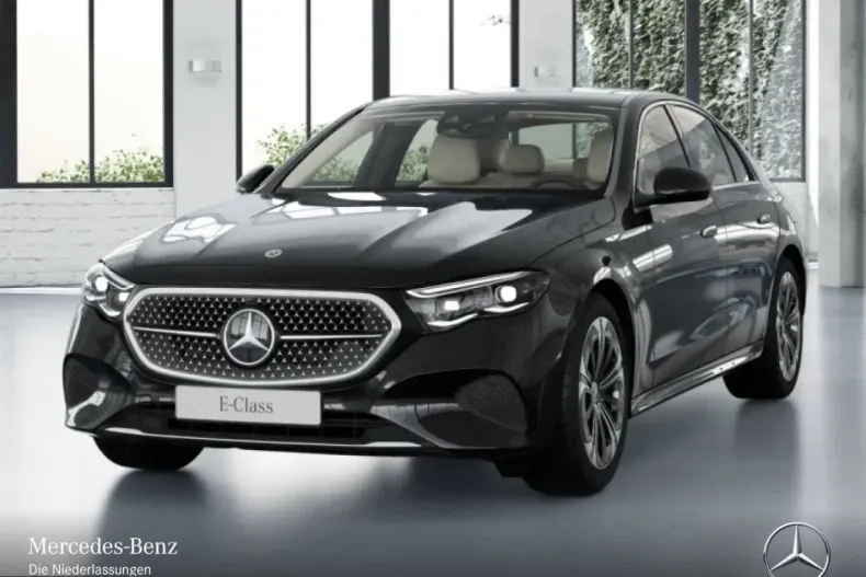 Mercedes-Benz E 300 (Clasa E) din 2025 cu 11.809 km - oferta MER203239 - foto 1