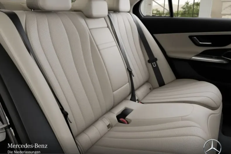 Mercedes-Benz E 300 (Clasa E) din 2025 cu 11.809 km - oferta MER203239 - foto 10