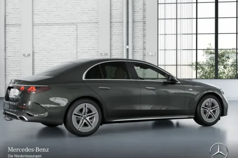 Mercedes-Benz E 300 (Clasa E) din 2024 cu 14.594 km - oferta MER203241 - foto 14