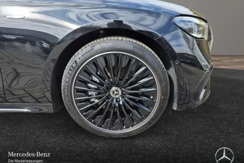 Mercedes-Benz E 300 (Clasa E) din 2024 cu 11.462 km - oferta MER203242 - foto 4