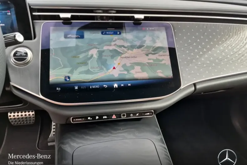 Mercedes-Benz E 300 (Clasa E) din 2024 cu 11.462 km - oferta MER203242 - foto 13