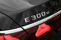 Mercedes-Benz E 300 (Clasa E) din 2025 cu 6.403 km - oferta MER203244 - foto 10