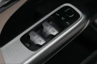 Mercedes-Benz E 300 (Clasa E) din 2025 cu 6.403 km - oferta MER203244 - foto 12