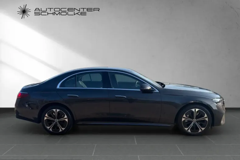 Mercedes-Benz E 300 (Clasa E) din 2025 cu 5.500 km - oferta MER203245 - foto 6