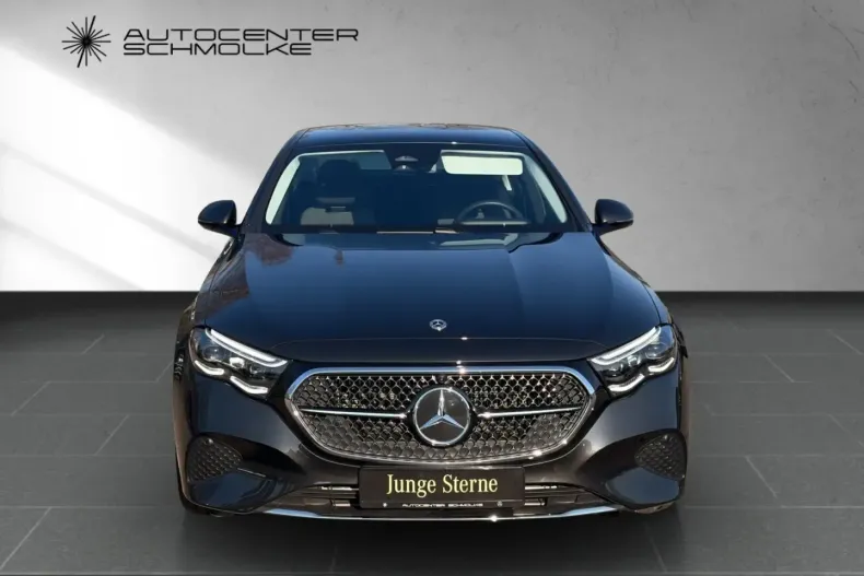 Mercedes-Benz E 300 (Clasa E) din 2025 cu 5.500 km - oferta MER203245 - foto 8