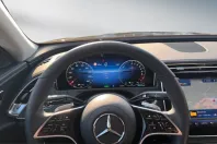 Mercedes-Benz E 300 (Clasa E) din 2025 cu 5.500 km - oferta MER203245 - foto 12