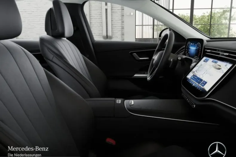 Mercedes-Benz E 300 (Clasa E) din 2025 cu 17.139 km - oferta MER203247 - foto 9