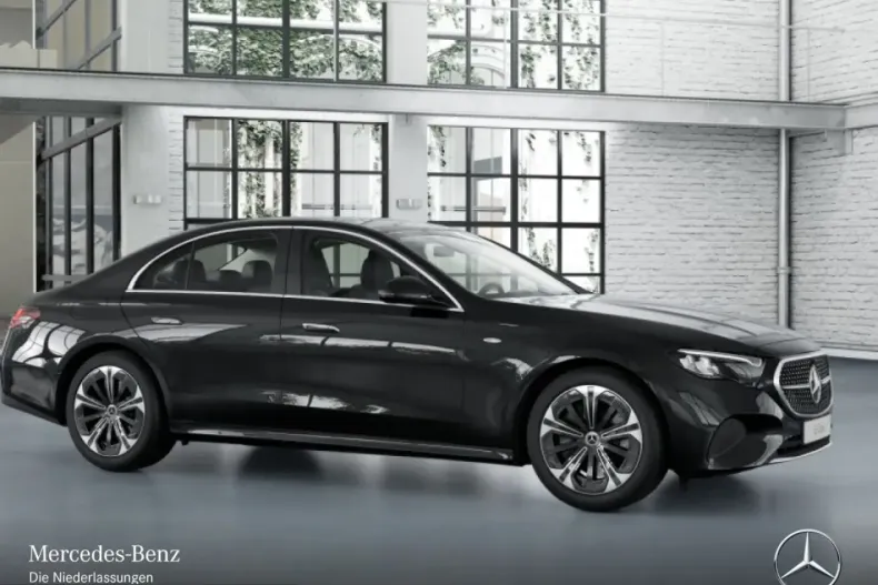 Mercedes-Benz E 300 (Clasa E) din 2025 cu 17.139 km - oferta MER203247 - foto 13