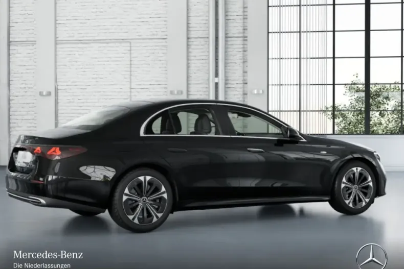 Mercedes-Benz E 300 (Clasa E) din 2025 cu 17.139 km - oferta MER203247 - foto 14