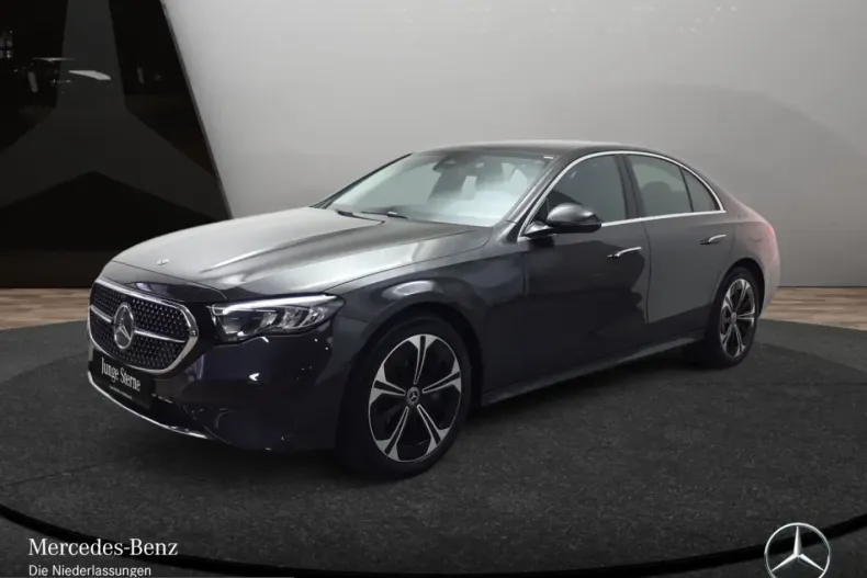 Mercedes-Benz E 300 (Clasa E) din 2024 cu 1.326 km - oferta MER203248 - foto 1