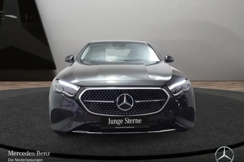 Mercedes-Benz E 300 (Clasa E) din 2024 cu 1.326 km - oferta MER203248 - foto 2