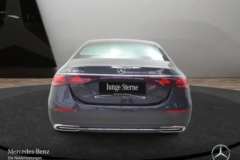 Mercedes-Benz E 300 (Clasa E) din 2024 cu 1.326 km - oferta MER203248 - foto 6