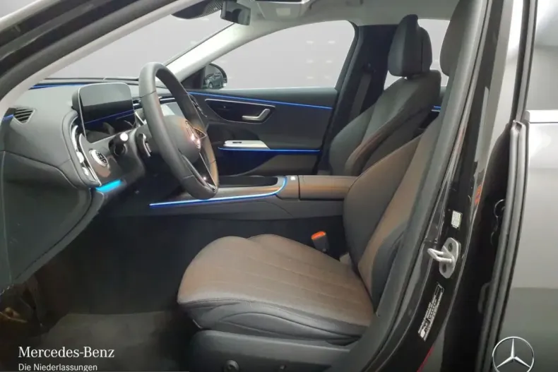 Mercedes-Benz E 300 (Clasa E) din 2024 cu 1.326 km - oferta MER203248 - foto 8