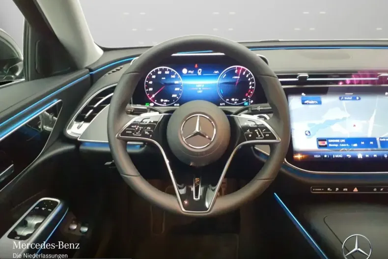 Mercedes-Benz E 300 (Clasa E) din 2024 cu 1.326 km - oferta MER203248 - foto 11