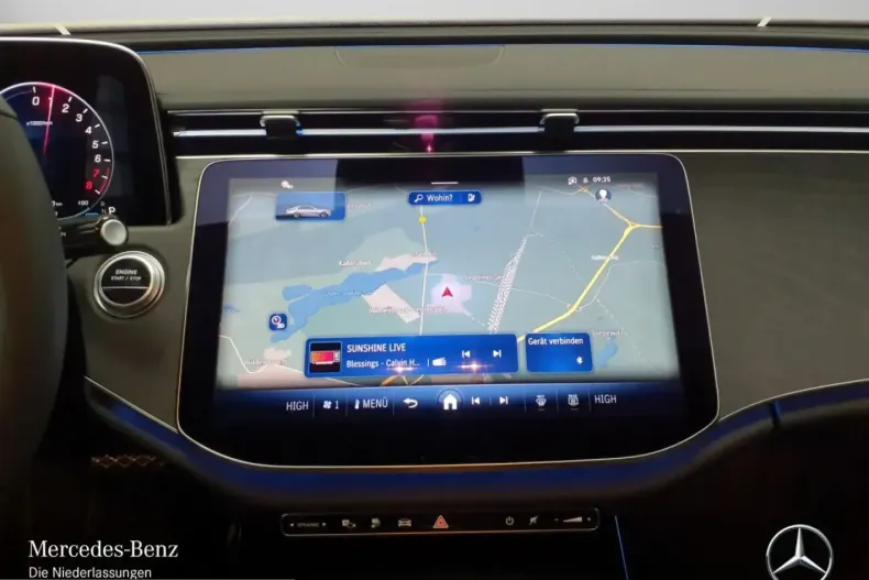 Mercedes-Benz E 300 (Clasa E) din 2024 cu 1.326 km - oferta MER203248 - foto 13