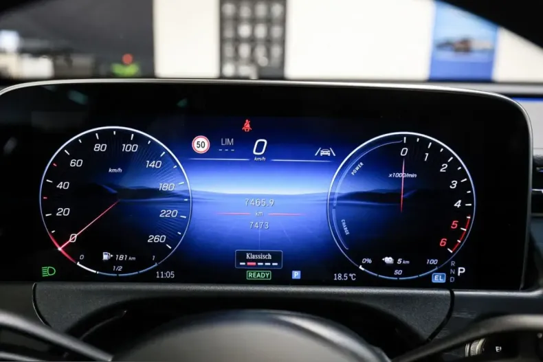 Mercedes-Benz E 300 (Clasa E) din 2024 cu 7.470 km - oferta MER203249 - foto 17