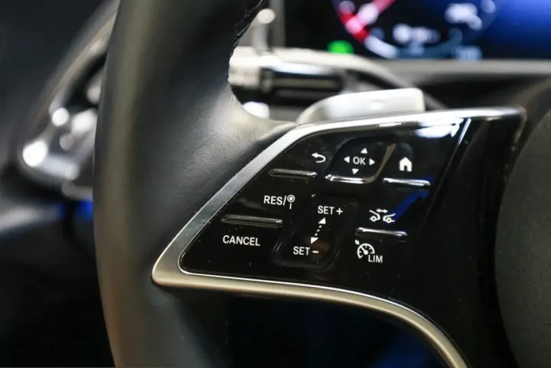 Mercedes-Benz E 300 (Clasa E) din 2024 cu 7.470 km - oferta MER203249 - foto 19