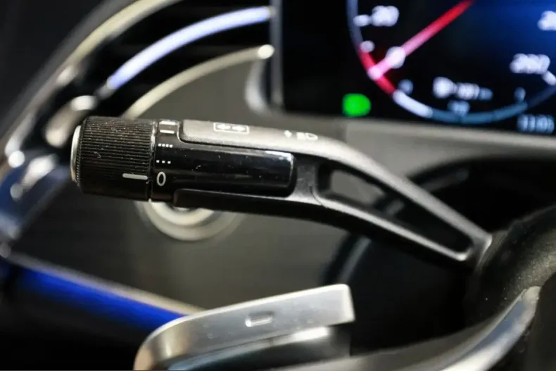 Mercedes-Benz E 300 (Clasa E) din 2024 cu 7.470 km - oferta MER203249 - foto 21