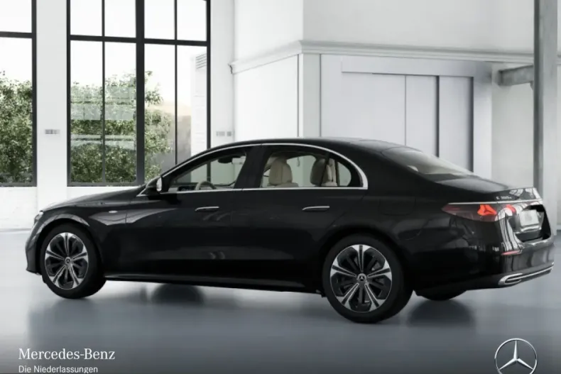 Mercedes-Benz E 300 (Clasa E) din 2025 cu 6.900 km - oferta MER203253 - foto 12