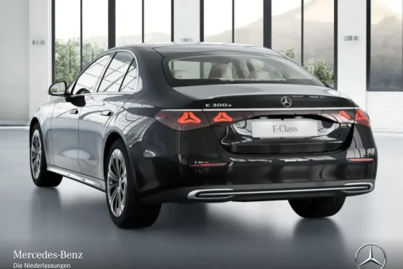 Mercedes-Benz E 300 (Clasa E) din 2025 cu 6.900 km - oferta MER203253 - foto 17