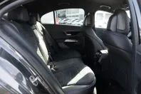 Mercedes-Benz E 300 (Clasa E) din 2024 cu 12.300 km - oferta MER203255 - foto 4