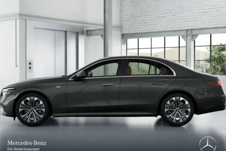 Mercedes-Benz E 300 (Clasa E) din 2025 cu 21.561 km - oferta MER203256 - foto 4