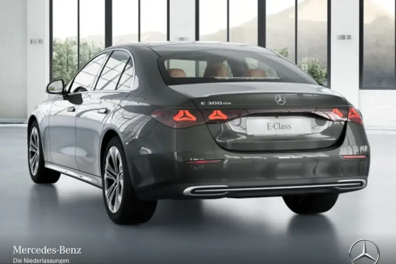 Mercedes-Benz E 300 (Clasa E) din 2025 cu 21.561 km - oferta MER203256 - foto 17