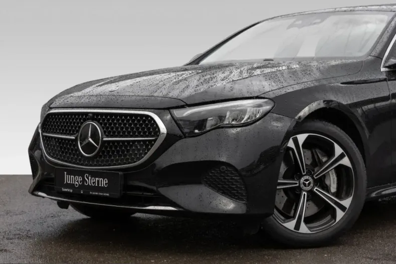 Mercedes-Benz E 300 (Clasa E) din 2025 cu 15.471 km - oferta MER203258 - foto 3