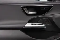 Mercedes-Benz E 300 (Clasa E) din 2025 cu 15.471 km - oferta MER203258 - foto 17