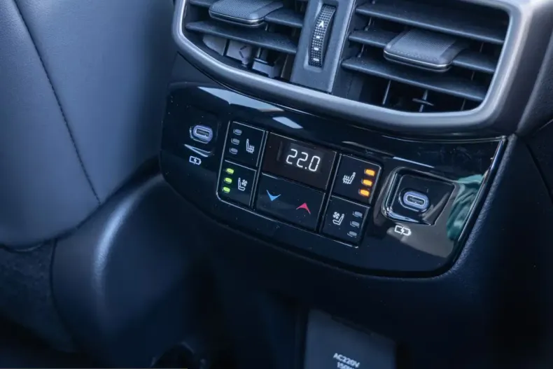 Lexus RX 500 din 2023 cu 31.445 km - oferta LEX203260 - foto 18