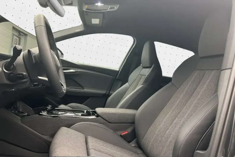 Audi Q6 e-tron din 2025 cu 14.966 km - oferta AUD203265 - foto 11