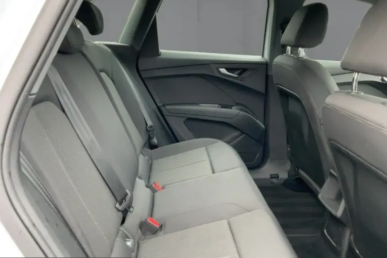 Audi Q4 e-tron din 2024 cu 56.008 km - oferta AUD203266 - foto 12