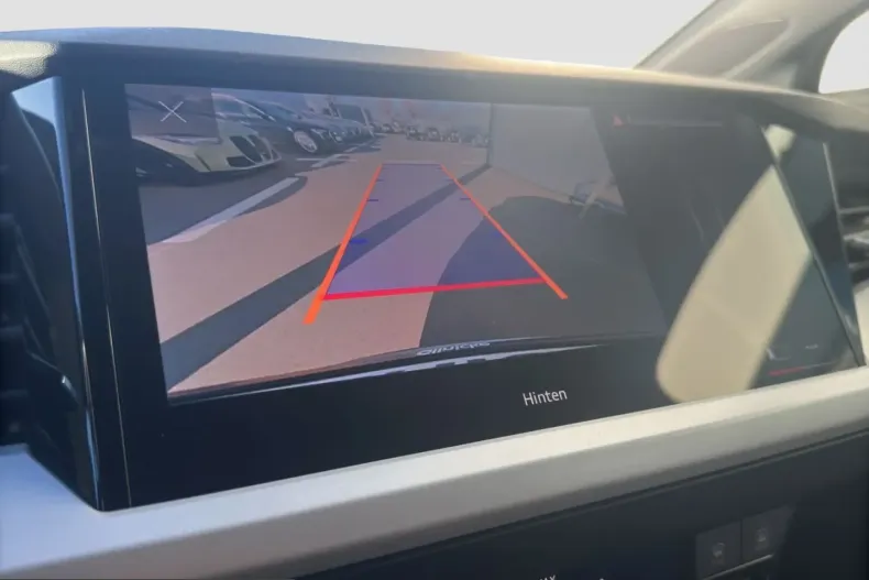 Audi Q4 e-tron din 2024 cu 34.400 km - oferta AUD203267 - foto 14