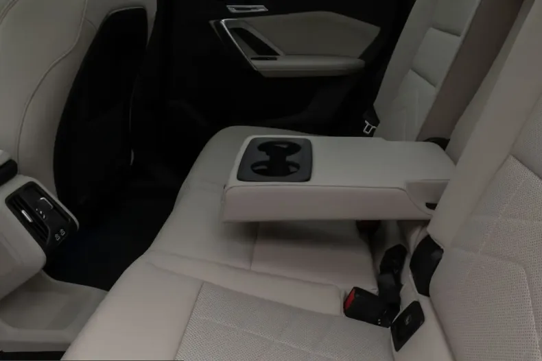 BMW X1 (Seria X) din 2024 cu 12.294 km - oferta BMW203269 - foto 19