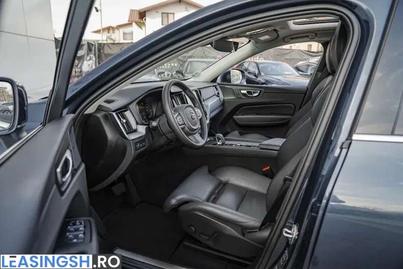 Volvo XC60 din 2022 cu 114.100 km - oferta VOL203286 - foto 13