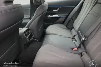 Mercedes-Benz E 300 (Clasa E) din 2024 cu 13.392 km - oferta MER203292 - foto 9