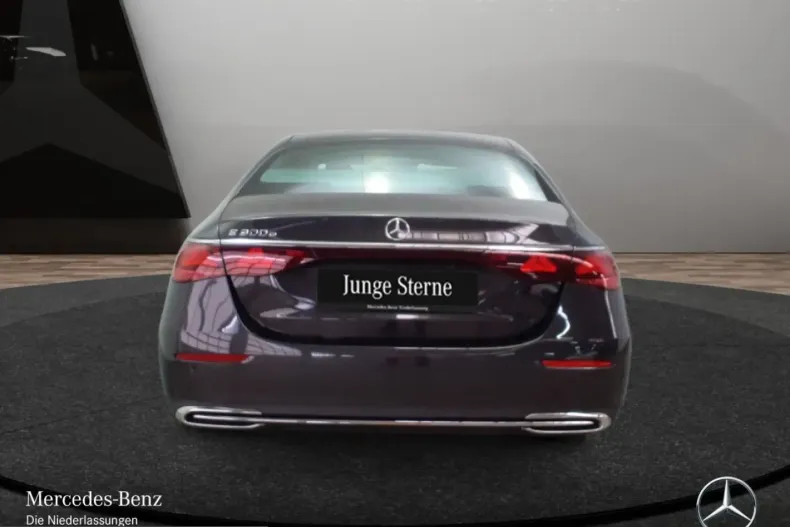 Mercedes-Benz E 300 (Clasa E) din 2024 cu 11.235 km - oferta MER203293 - foto 6