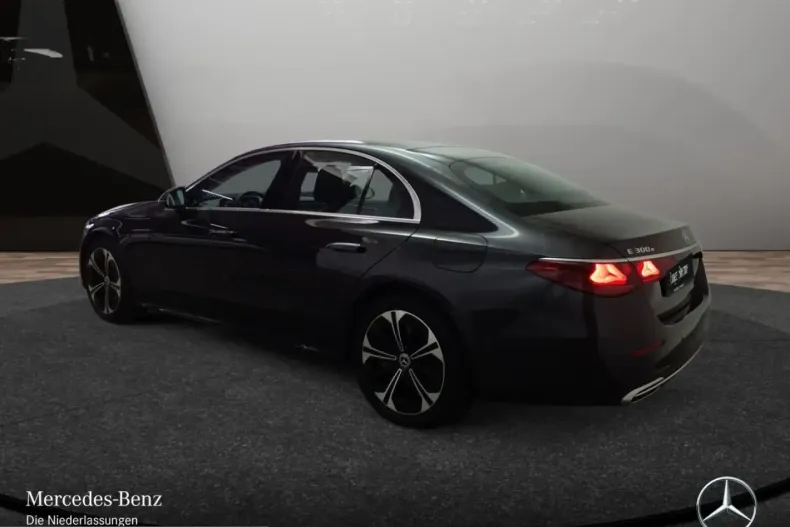 Mercedes-Benz E 300 (Clasa E) din 2024 cu 11.235 km - oferta MER203293 - foto 7