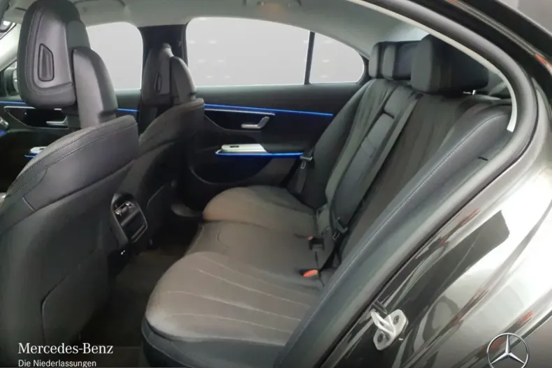 Mercedes-Benz E 300 (Clasa E) din 2024 cu 11.235 km - oferta MER203293 - foto 9