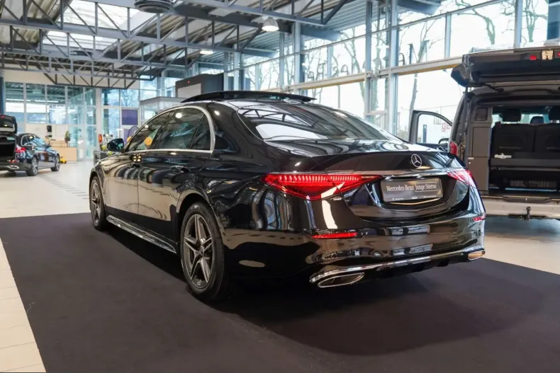 Mercedes-Benz S 500 (Clasa S) din 2025 cu 20.223 km - oferta MER203295 - foto 4