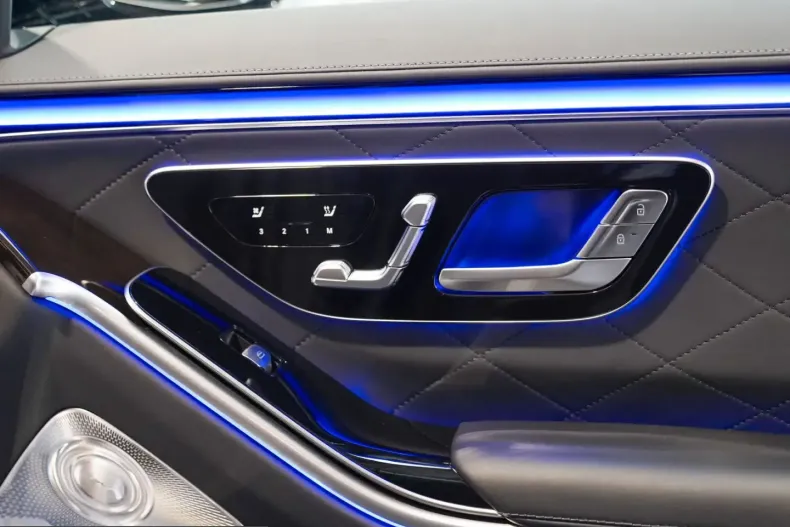 Mercedes-Benz S 500 (Clasa S) din 2025 cu 20.223 km - oferta MER203295 - foto 9