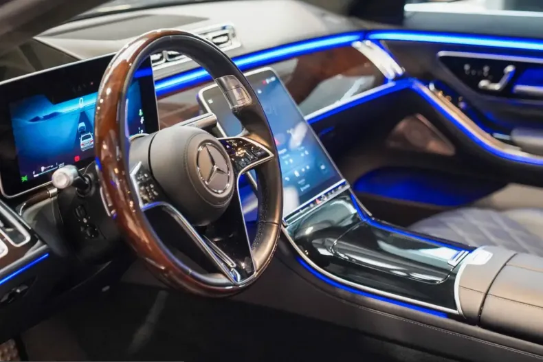 Mercedes-Benz S 500 (Clasa S) din 2025 cu 20.223 km - oferta MER203295 - foto 28