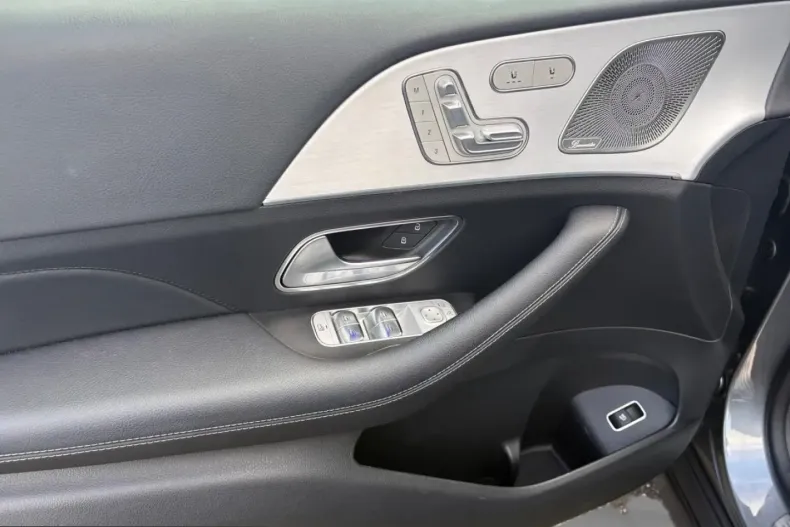 Mercedes-Benz GLE 350 (Clasa GLE) din 2025 cu 23.055 km - oferta MER203300 - foto 12