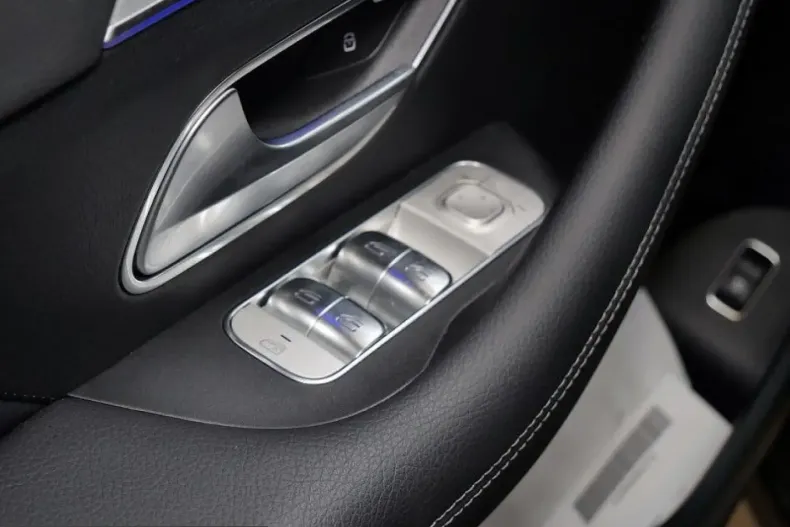 Mercedes-Benz GLE 350 (Clasa GLE) din 2025 cu 17.042 km - oferta MER203303 - foto 13