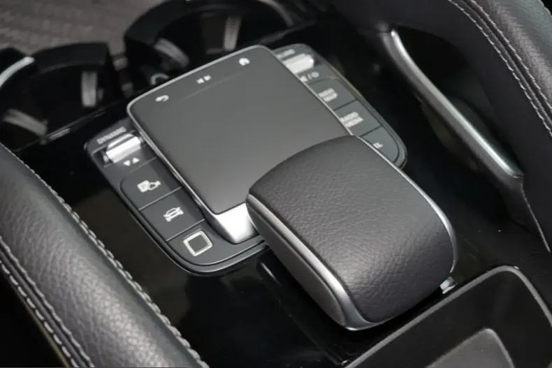 Mercedes-Benz GLE 350 (Clasa GLE) din 2025 cu 17.042 km - oferta MER203303 - foto 19