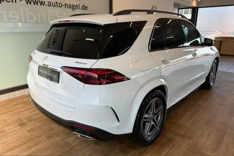 Mercedes-Benz GLE 400 (Clasa GLE) din 2025 cu 12.070 km - oferta MER203304 - foto 3