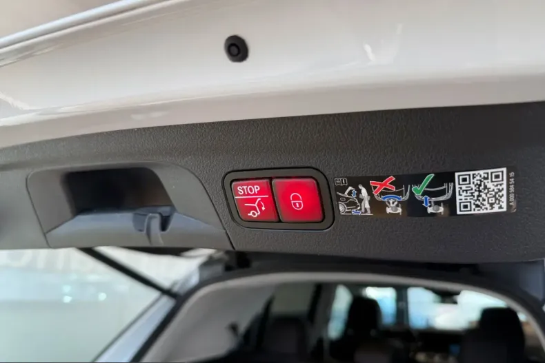 Mercedes-Benz GLE 400 (Clasa GLE) din 2025 cu 12.070 km - oferta MER203304 - foto 6