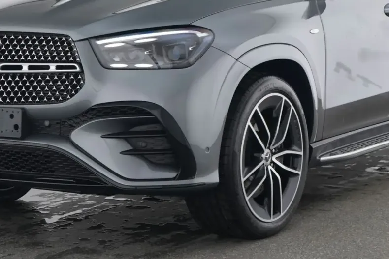 Mercedes-Benz GLE 400 (Clasa GLE) din 2025 cu 13.110 km - oferta MER203306 - foto 2
