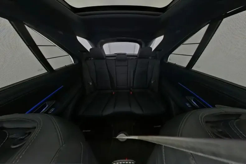 Mercedes-Benz GLE 400 (Clasa GLE) din 2025 cu 13.110 km - oferta MER203306 - foto 7